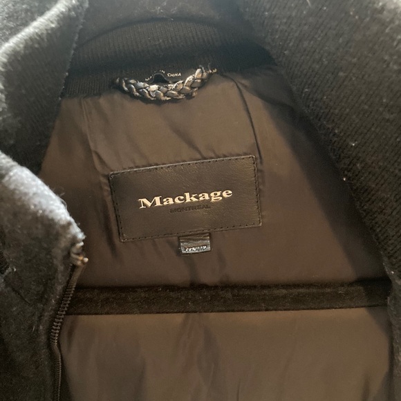 SOLD - Picture 3 of 4